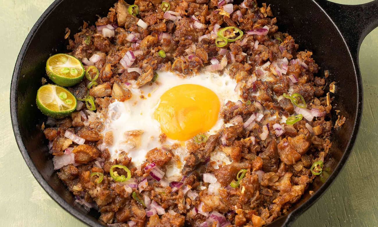 Lechon Kawali Sisig
