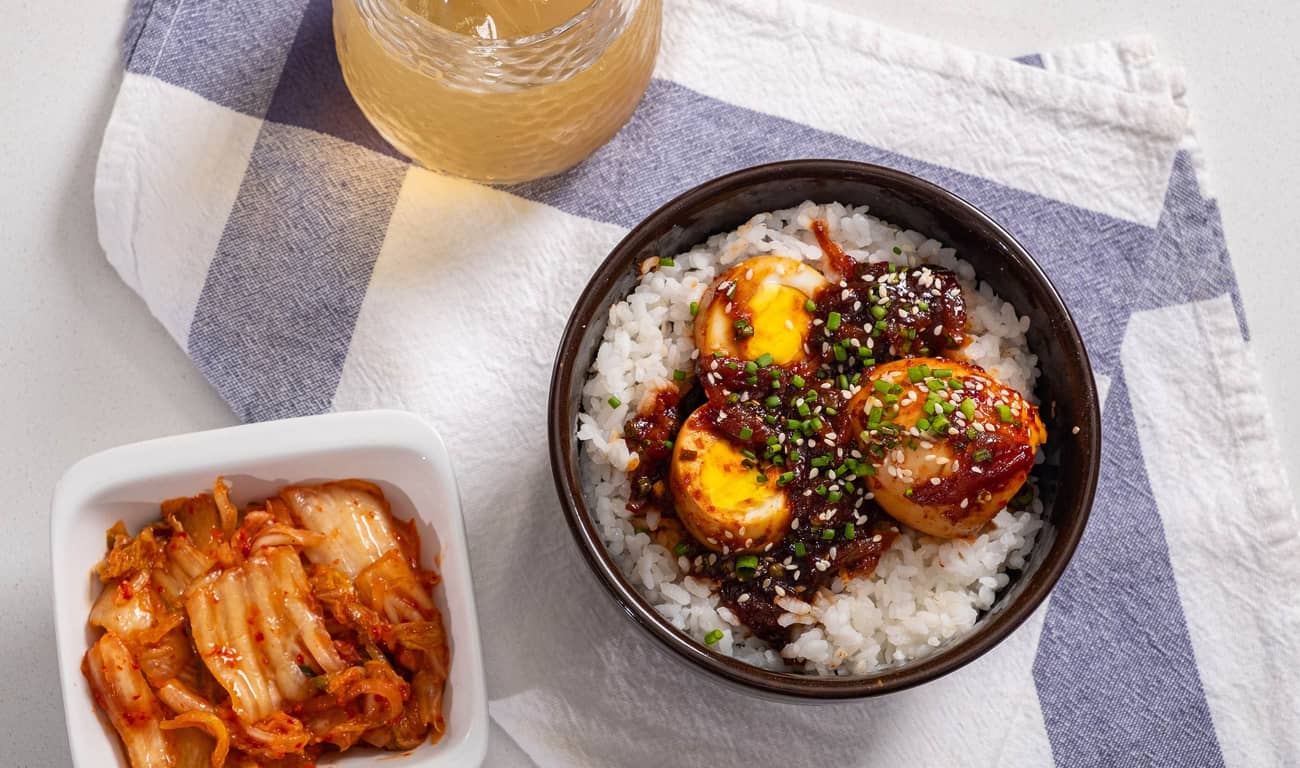 Sweet-Spicy Korean Braised Eggs