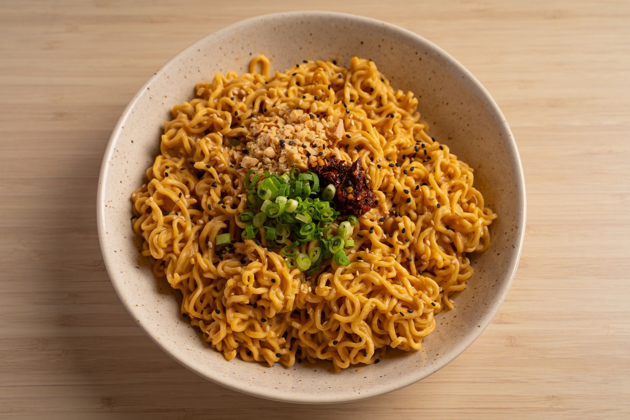 Taiwanese Dandan Pancit Canton
