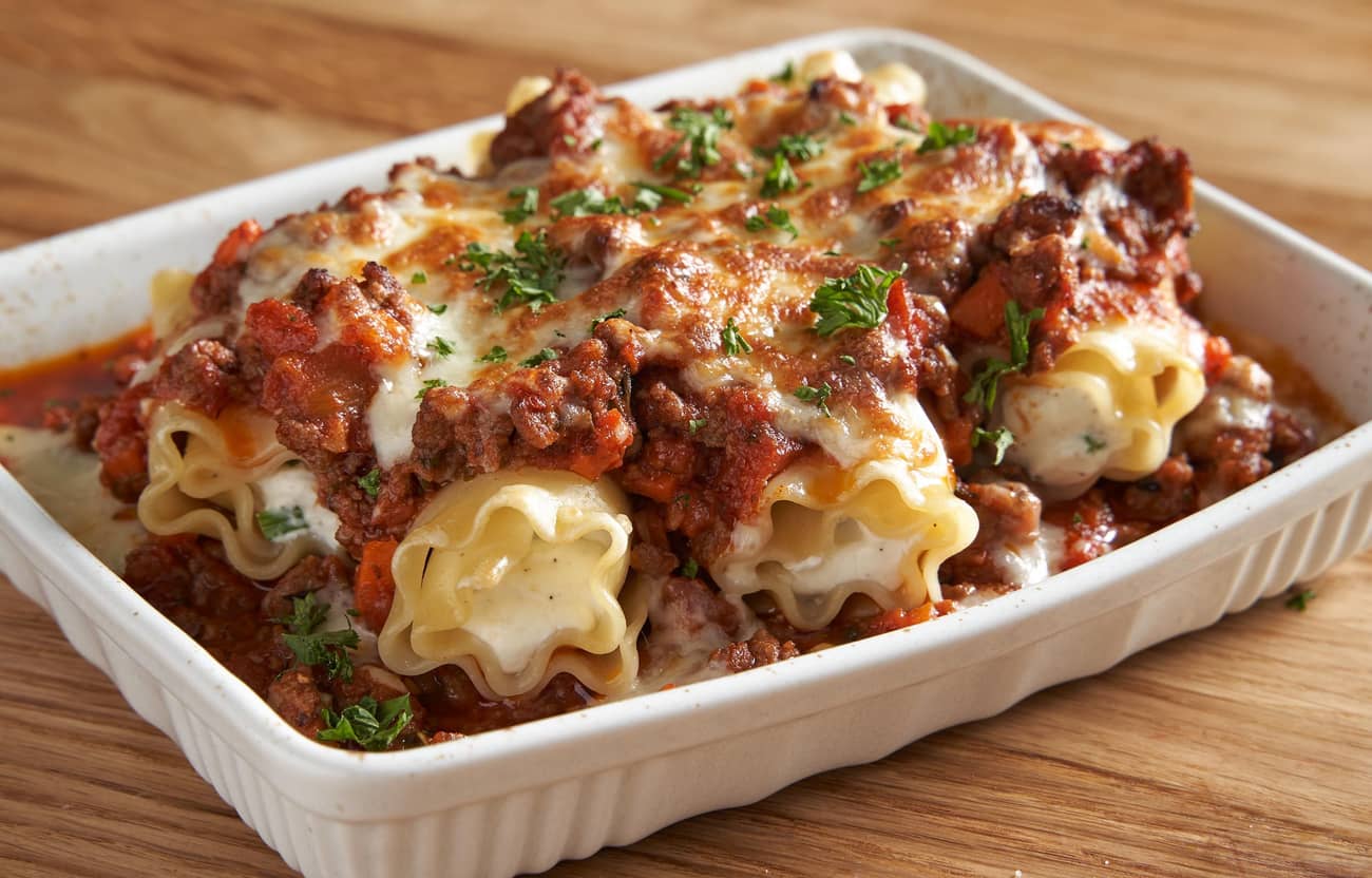 Banapple-Style Lasagna Roll-ups