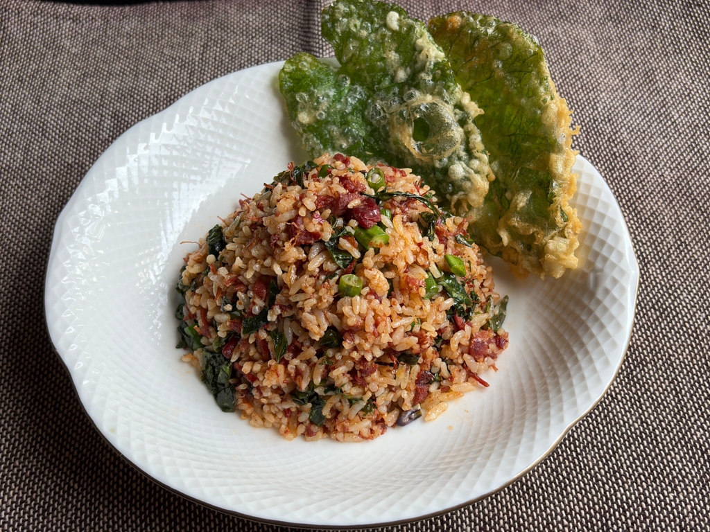 Pinoca Rice Pinoy Shawarma Rice with Garlic Yogurt Sauce | Pepper.ph - Easy and ...